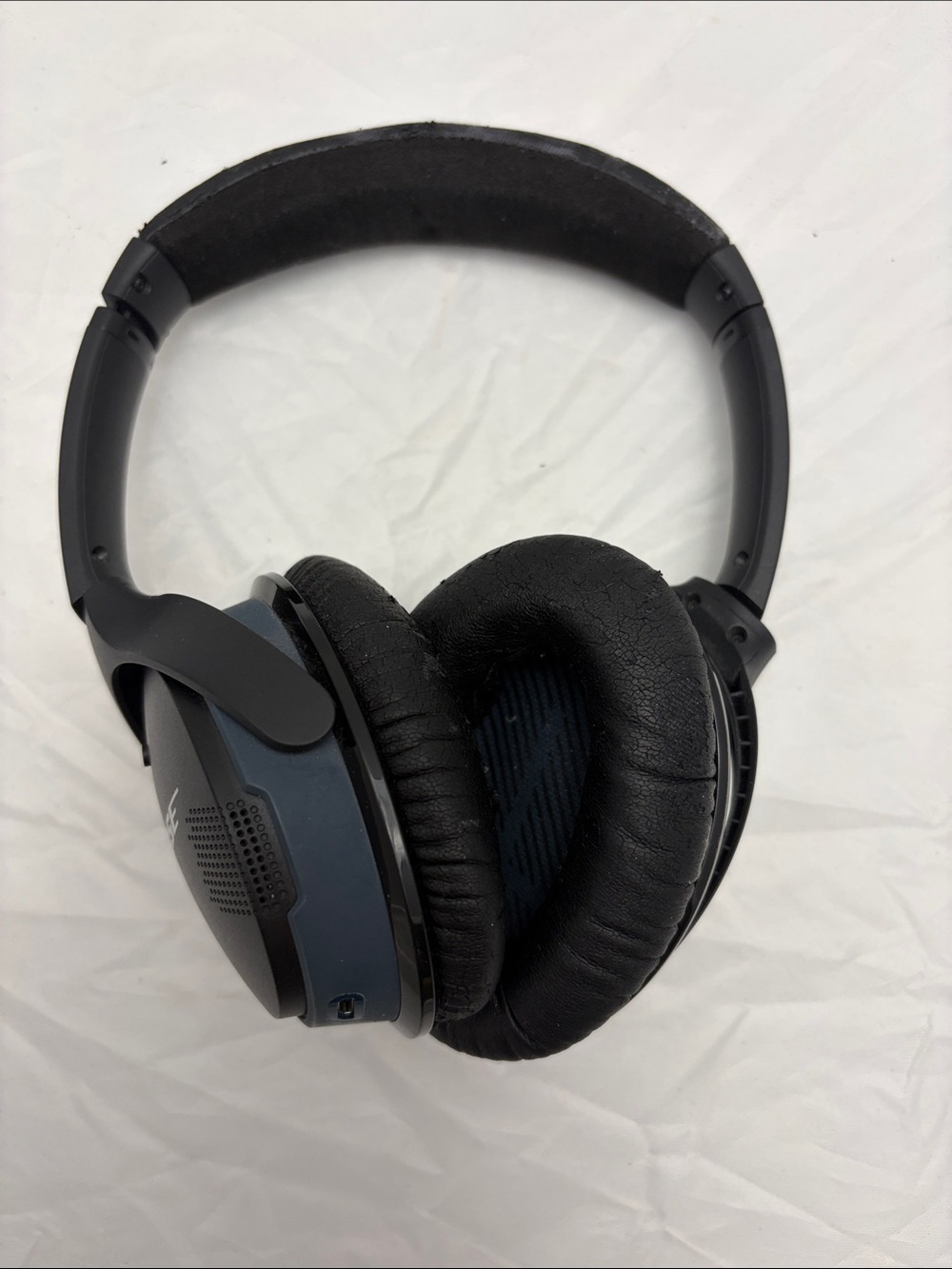 Bose Over-Ear Headphones - Black and Dark Blue